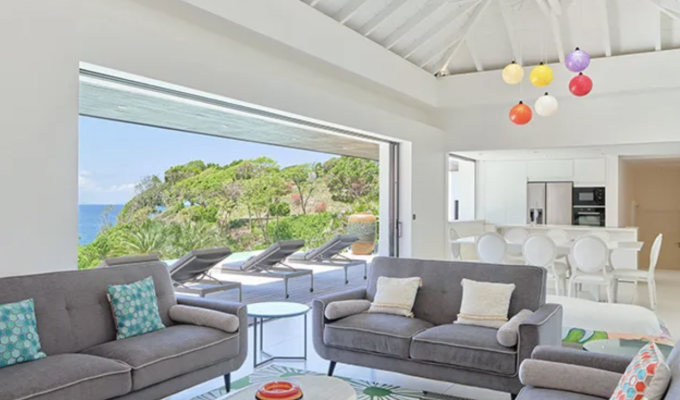 Luxury estate rental in Guadeloupe, Sainte-Anne, with private swimming pools; Caravelle beach 5 minutes’ drive away, 16 pers.