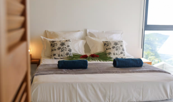 Luxury Villa in Le Gosier Ocean View & Private Pool, Beach Within 2min Walking Distance