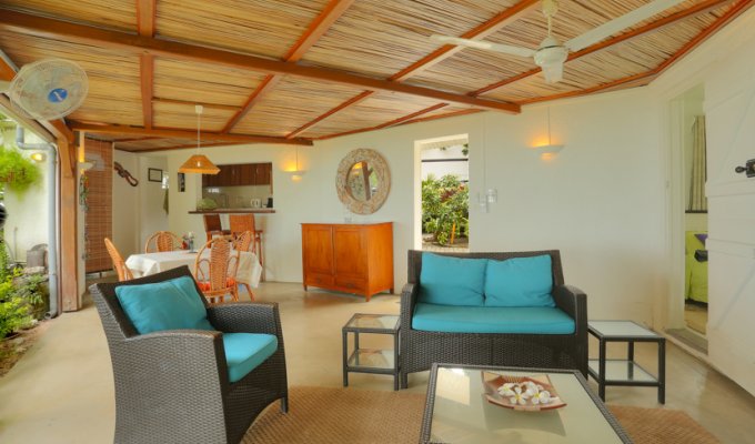 Mauritius Beach House in Pereybere beach close to Grand Bay with staff