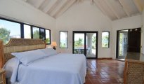 Mahoe bay photo #9