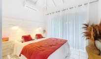 Orient Bay photo #14