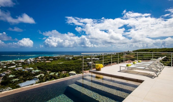 St Martin  Orient Bay Villa rentals with private pool and Jacuzzi