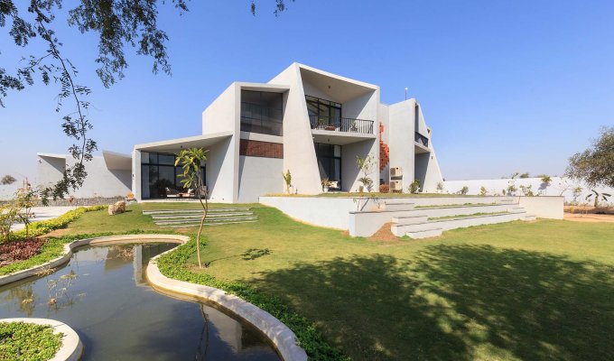 Rajasthan Jodhpur villa rental with heated private pool, jacuzzi, chef and breakfast