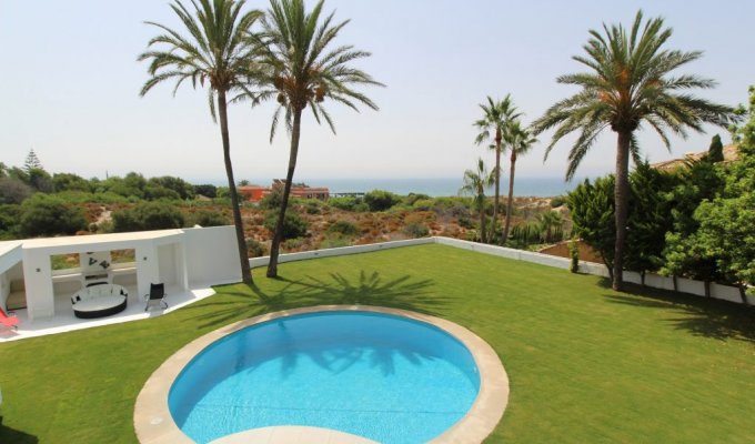 12 guest luxury villa Marbella