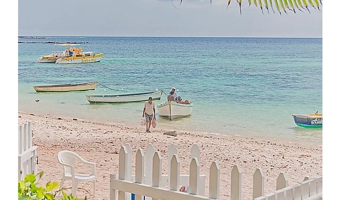 Mauritius Beachfront Bungalow in Trou aux Biches 