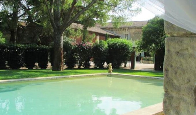 Saint Remy de Provence Luxury villa rentals  private pool reception & wedding