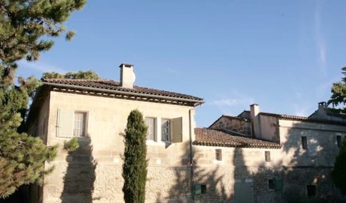 Saint Remy de Provence Luxury villa rentals  private pool reception & wedding