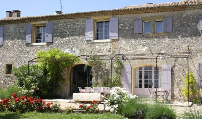  Saint Remy de Provence Luxury villa rentals private pool & staff chef