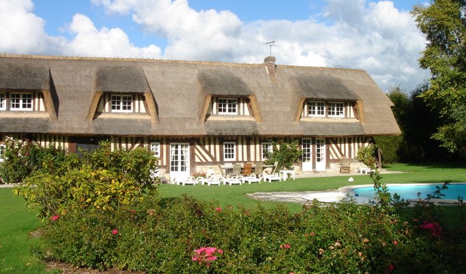 Deauville villa vacation rentals with heated pool in Normandy