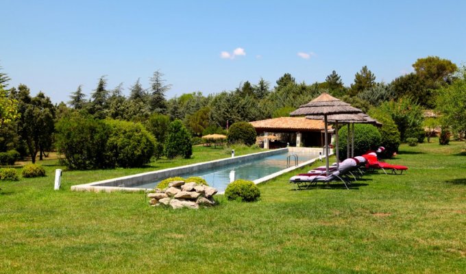 Provence Luberon luxury villa rentals with private pool & staff chef