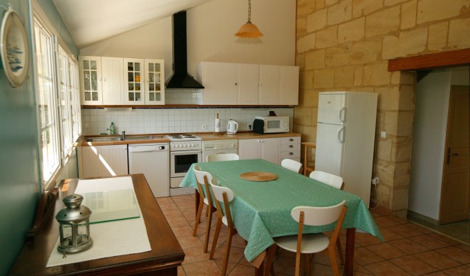 Kitchen - Le Pigeonnier - Chateau La Gontrie 