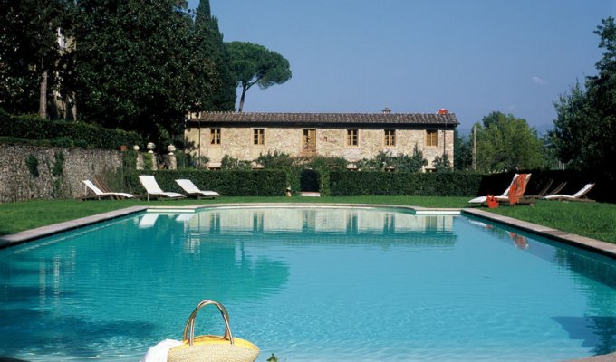 TUSCANY HOLIDAY VILLA RENTALS - Luxury Villa Vacation Rentals with private pool near Lucca