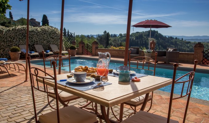 TUSCANY HOLIDAYS RENTALS - Luxury Villa Vacation Rentals with private pool - San Gimignano - Italy