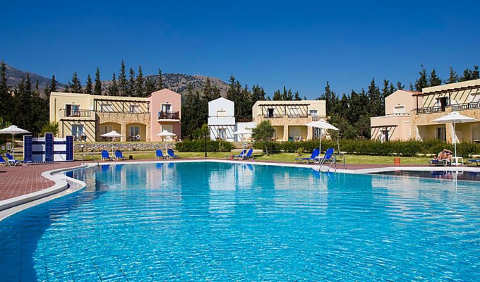 Hotels in Crete, accommodation 8j / 7 nights hotel, half board (Bungalow). Greece Holidays 