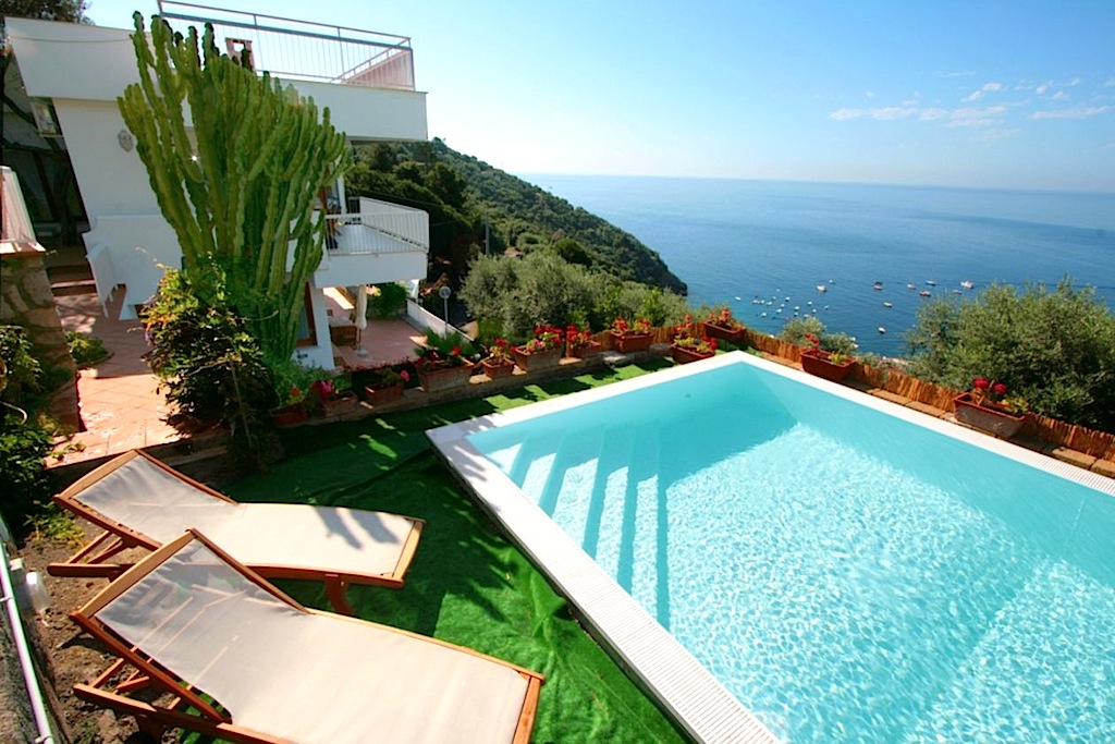 AMALFI COAST HOLIDAY RENTALS Luxury Vacation