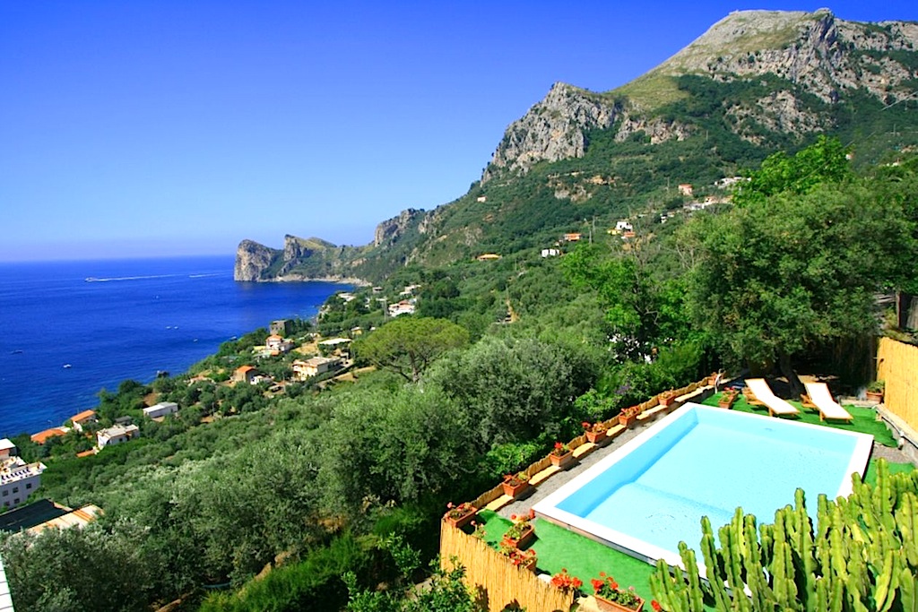 AMALFI COAST HOLIDAY RENTALS Luxury Vacation