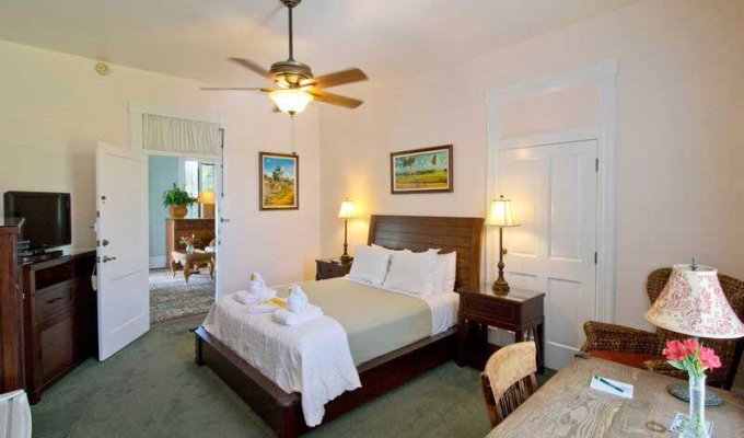 Luxurious Key West Bed & Breakfast Accommodations Florida Keys 