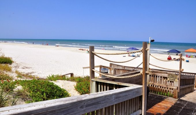 Holiday Condo Apartment Vacation Rental near Daytona in Florida