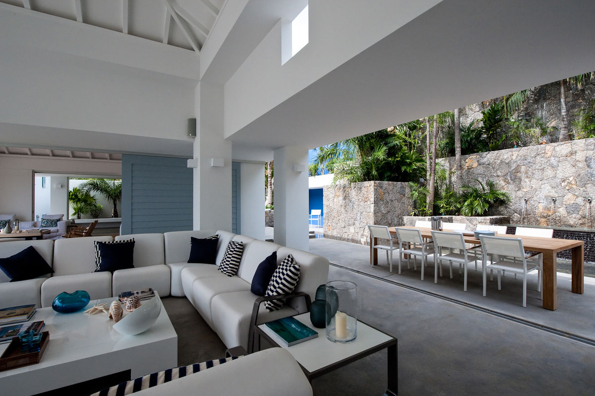 Travel Guide: Lounge in the Lap of Luxury on Saint Barthélemy