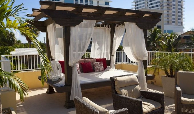 The only Bed & Breakfast Vacation Rental in Fort Lauderdale Beach in Florida