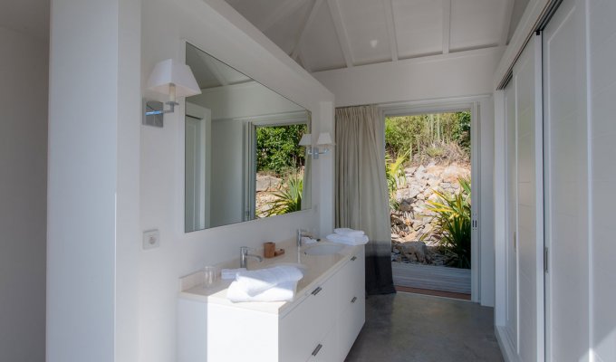 St Barths Holiday Rentals - Ocean view Luxury Villa Vacation Rentals in St Barthelemy - Gouverneur - FWI