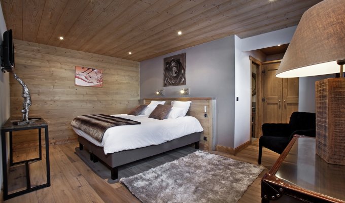 Courchevel Luxury Chalet Rental  3 Valleys Ski Resort with heated Pool Hammam & Breakfast