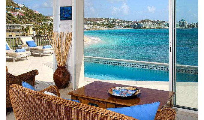 St. Maarten Villa Rentals - Seafront with private pool - Dawn Beach - Netherlands Antilles