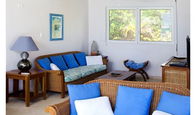 St. Maarten Villa Rentals - Seafront with private pool - Dawn Beach - Netherlands Antilles