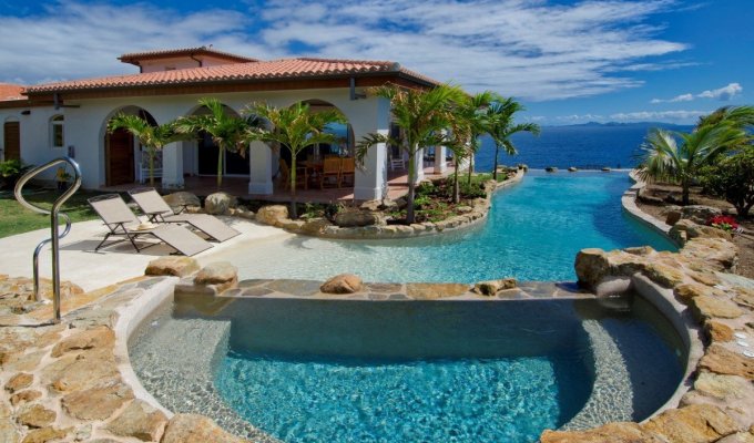 ST MAARTEN HOLIDAY RENTALS - Seaview luxury Villa Vacation Rentals - Red Pond - Caribbean - DWI