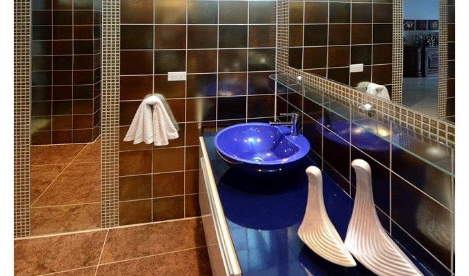 ST MAARTEN HOLIDAY RENTALS - Luxury BeachFront Villa Vacation Rentals - Guana Bay - Netherlands Antilles