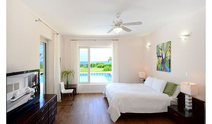 ST MAARTEN HOLIDAY RENTALS - Luxury BeachFront Villa Vacation Rentals - Guana Bay - Netherlands Antilles