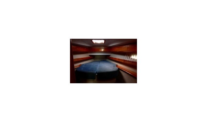Rental of Sailing Yacht charter with or without captain and hostess in Barcelona
