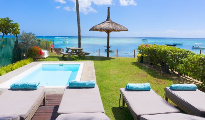 Mauritius Beachfront villa in Trou aux Biches Pool & Staff, North coast