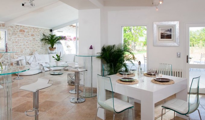 Provence Luxury villa rentals Aix en Provence with heated private pool and staff chef