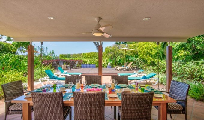 Barbados Villa Vacation Rentals beachfront villa in Holetown with Chef & staff