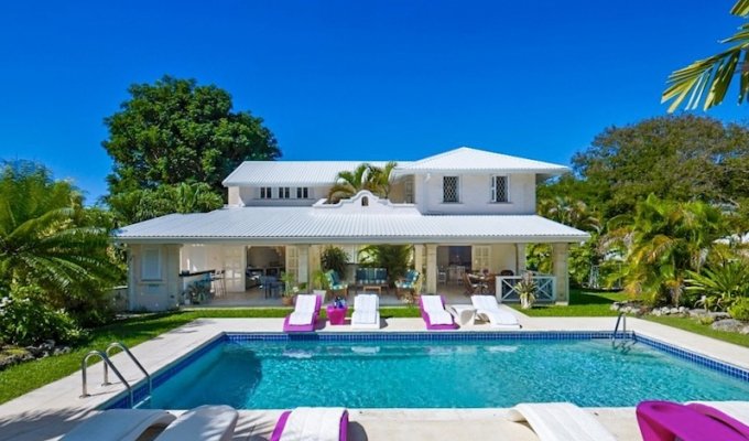Barbados luxury villa vacation rentals private pool cross the beach quiet aera Gibbs Bay St. Peter