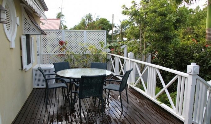 Barbados vacation villa rentals pool close to all amenities