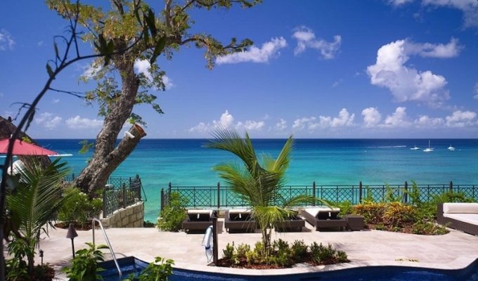 Barbados beachfront apartment vacation rentals ocean views pool - St. James - Caribbean -