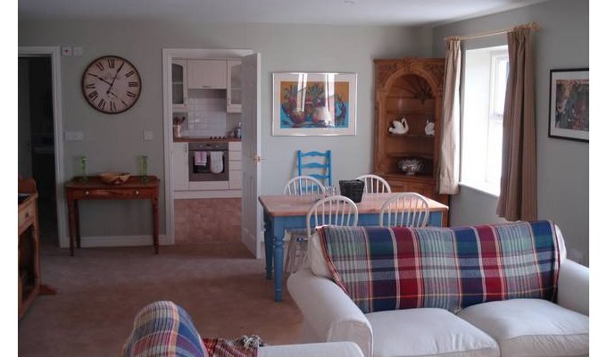 Holiday cottage to rent in Wiltshire - 2 bedrooms Sleeps 4