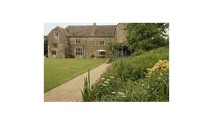 British Bed & Breakfast for Garden Lovers in the heart of Dorset, South West England