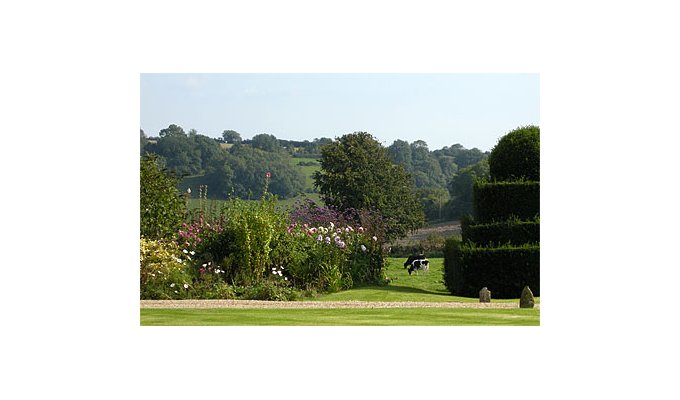 British Bed & Breakfast for Garden Lovers in the heart of Dorset, South West England