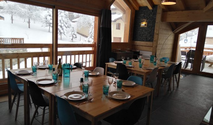 Les Menuires Luxury chalet rental ski resort the 3 Valleys Jacuzzi Sauna