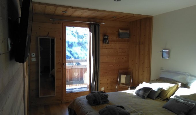 Les Menuires Luxury chalet rental ski resort the 3 Valleys Jacuzzi Sauna