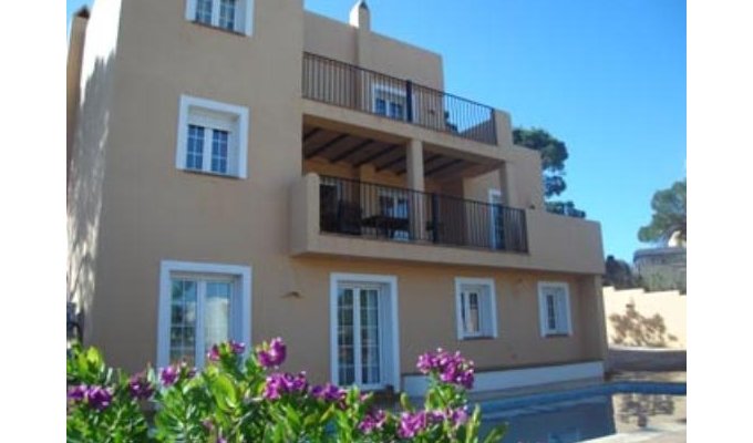 Villa to rent in Ibiza private pool seafront - Cala Vadella (Balearic Islands)