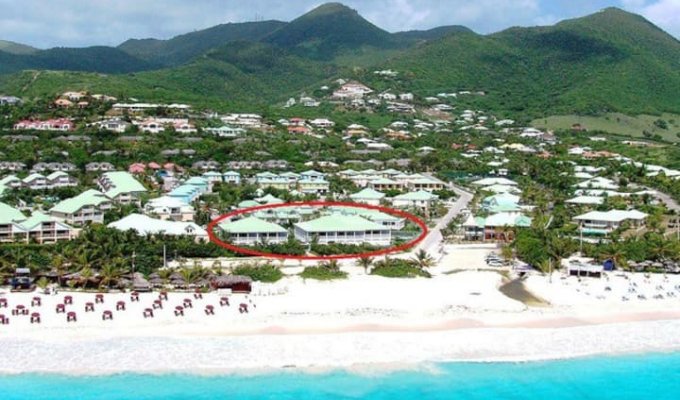 Saint-Martin Orient Bay Beachfront Apartment rentals with Pool 