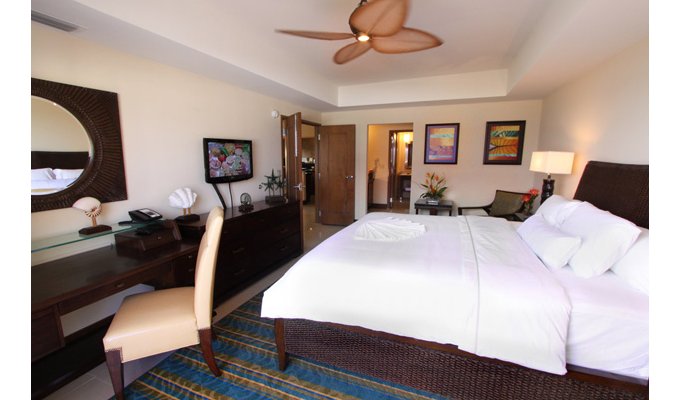 3 bed condo for rent in a deluxe 4* resort with laps pool and private beach- Dawn Beach - sint Maarten 