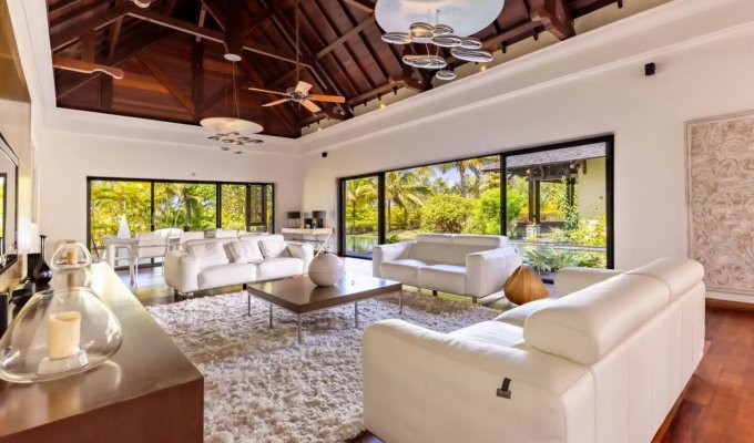 South Mauritius Luxury Villa Rental Golf Beach hôtel SO/Sofitel 5* Acces