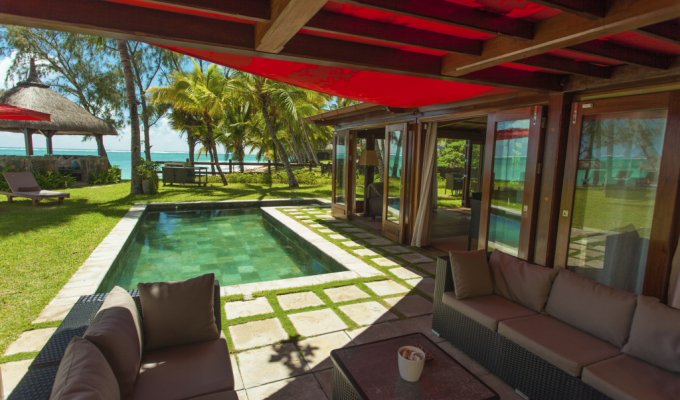 Mauritius Villa Rentals on Belle Mare beach with private pool East coast