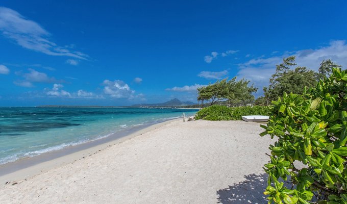 Mauritius Beachfront Villa rentals in Pointe aux Canonniers