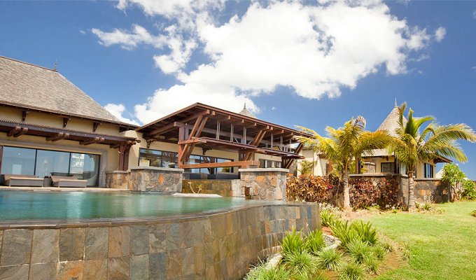 Mauritius Luxury Villa rental Bel Ombre at 200 m from beach  and access to the So Sofitel Beach club